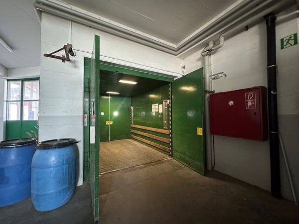 Ein Standort. Viele Möglichkeiten. Gewerbe, Lager und Büro vereint. 5