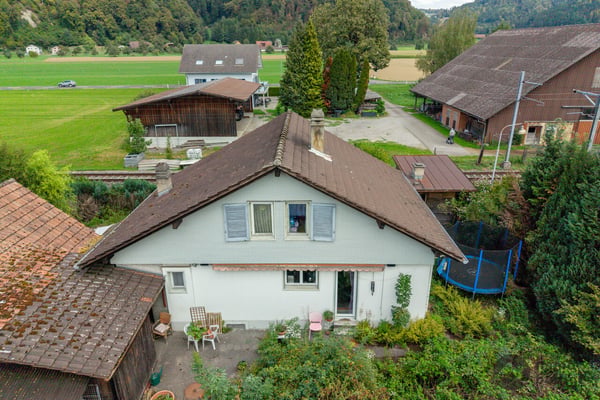 Ein Stück Bahngeschichte - Renovationsobjekt mit Charakter 12
