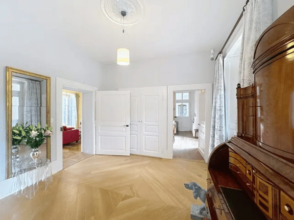 Demeure d'exception de 2.5 pièces 9