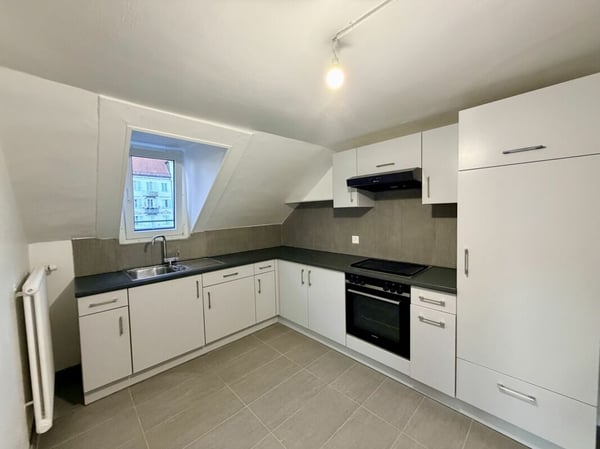 Rénové! Appartement de 1.5 pièces dans les combles 3