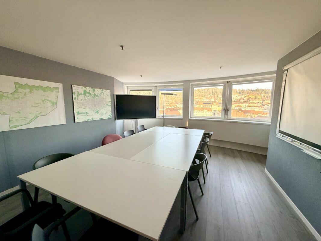 Surface administrative de 182 m² - 10? étage