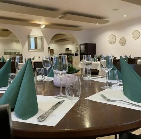 Restaurant idéalement situé 10
