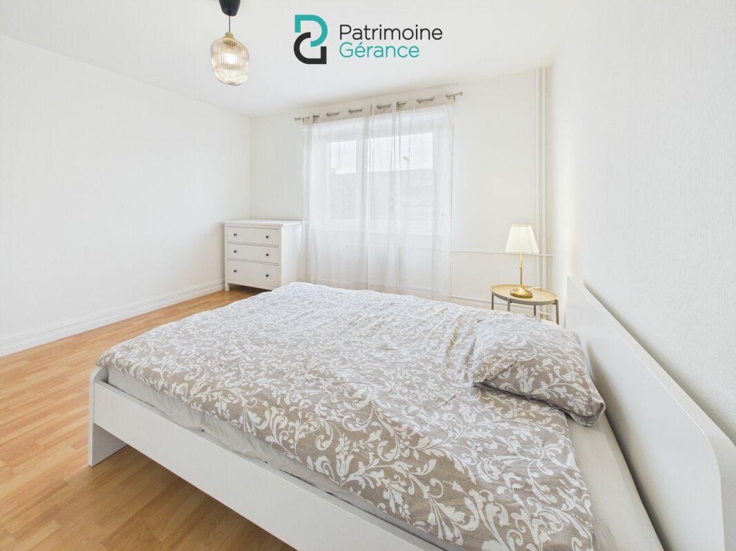 Idéalement situé ! Appartement de 4.0 pièces