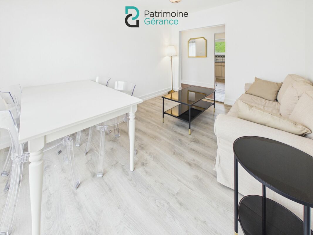 Idéalement situé ! Appartement de 4.0 pièces