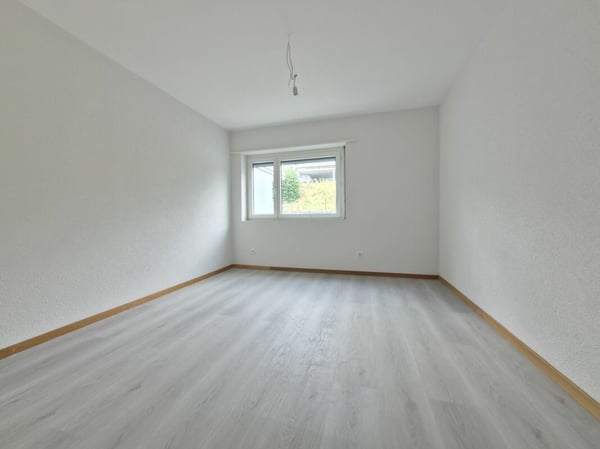 Rénové ! Appartement de 4.5 pièces au rez supérieur 12