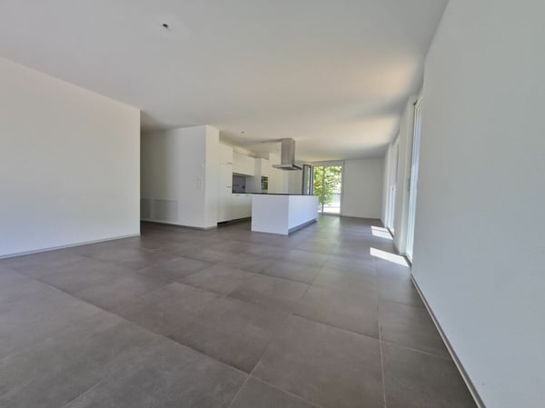 Appartement de 3.5 pièces au rez 6