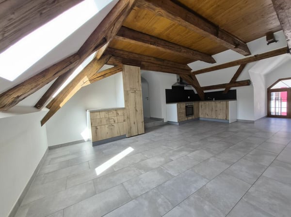 Appartement 2 pièces au 4ème étage 4