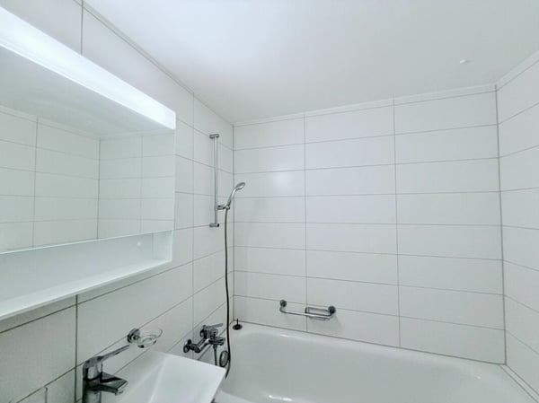 Appartement de 2.0 pièces avec exposition sud - Lumineux et fonctionnel 5