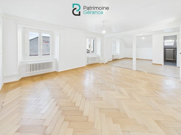 Cosy ! Appartement rénové de 2.5 pièces 2