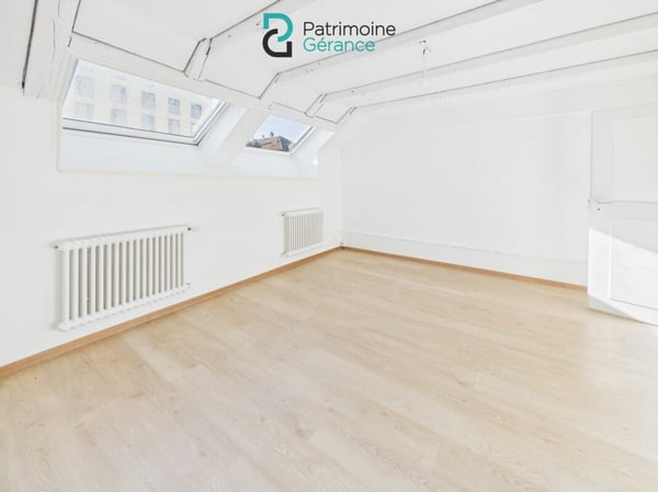 Cosy ! Appartement rénové de 2.5 pièces 4