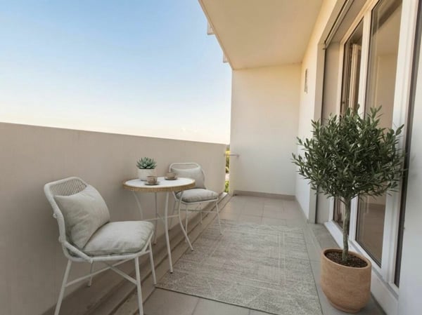 SPACIEUX 3.0 PIÈCES RÉNOVÉ DE 69 M² AVEC CHEMINÉE ET VUE SUR LA VALLÉE 6