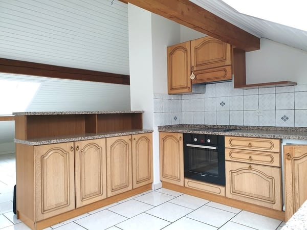 Appartement 3 pièces mansardé avec balcon 2