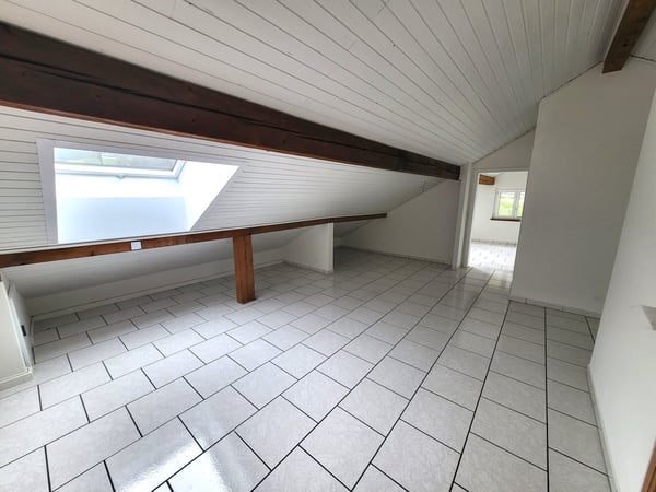 Appartement 3 pièces mansardé avec balcon 4