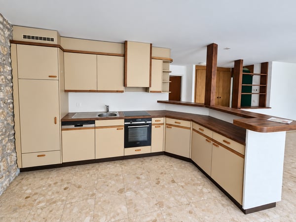 Spacieux appartement de 4,5 pièces avec terrasse et ascenseur au centre de Fleurier 1
