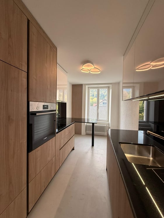 Superbe appartement de 3 pièces entièrement refait à neuf avec balcon situé dans un quartier calme 1