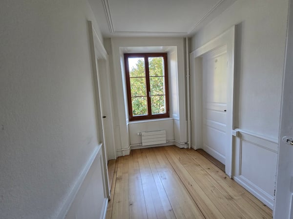 Spacieux appartement de 4 pièces au centre de Fleurier 9