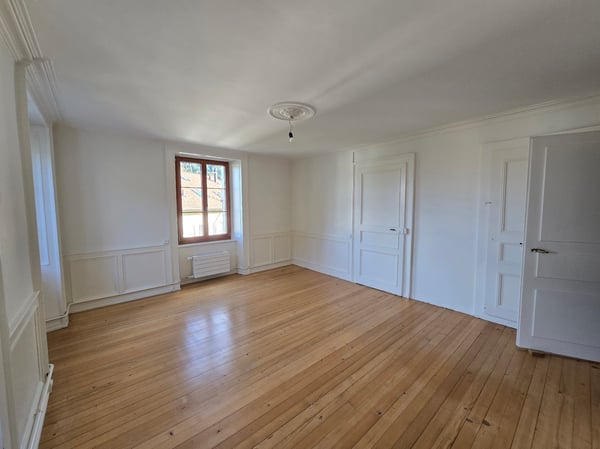 Spacieux appartement de 4 pièces au centre de Fleurier 6