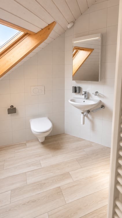 Grand appartement de 2,5 pièces en duplex entièrement rénové 7