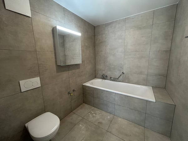 Magnifique 5.5 pièces neuf avec grand balcon 6