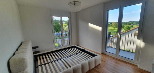 Appartement 4.5 pièces neuf avec grand balcon 5