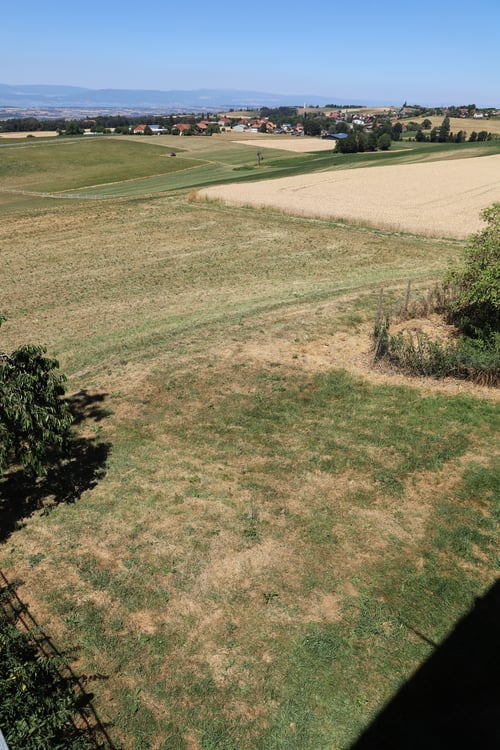 Appartement entièrement rénové à Sédeilles 3