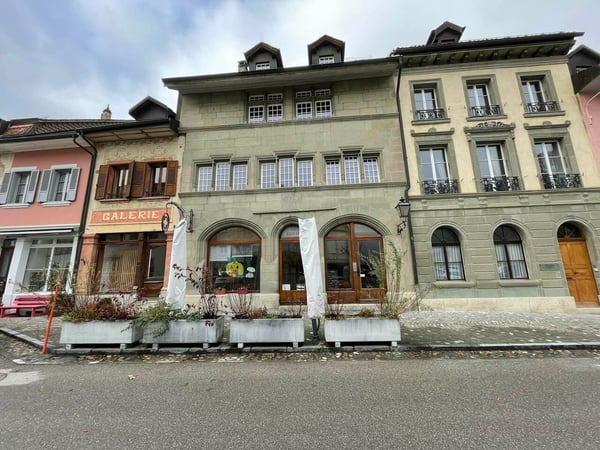 Bel appartement de 3,5 pièces en ville de Romont 1