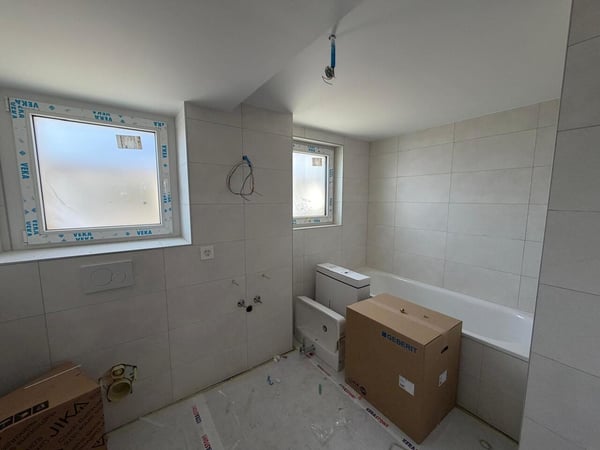 Appartement de 4,5 pièces rénové au rez-de-chaussée 6