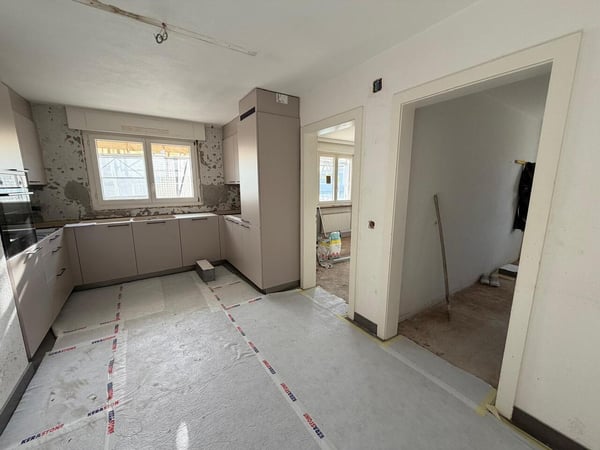 Appartement de 4,5 pièces rénové au rez-de-chaussée 3