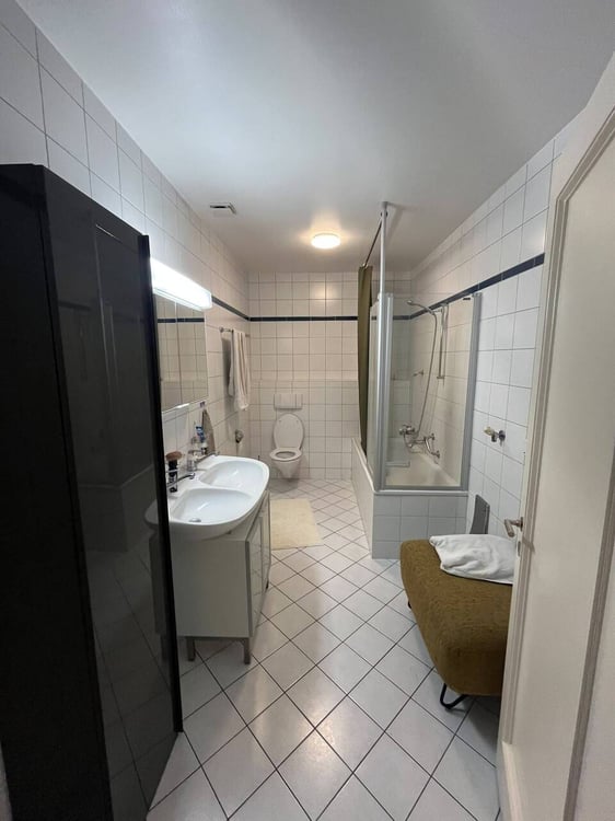 Appartement spacieux de 4.5 pièces au centre-ville 8