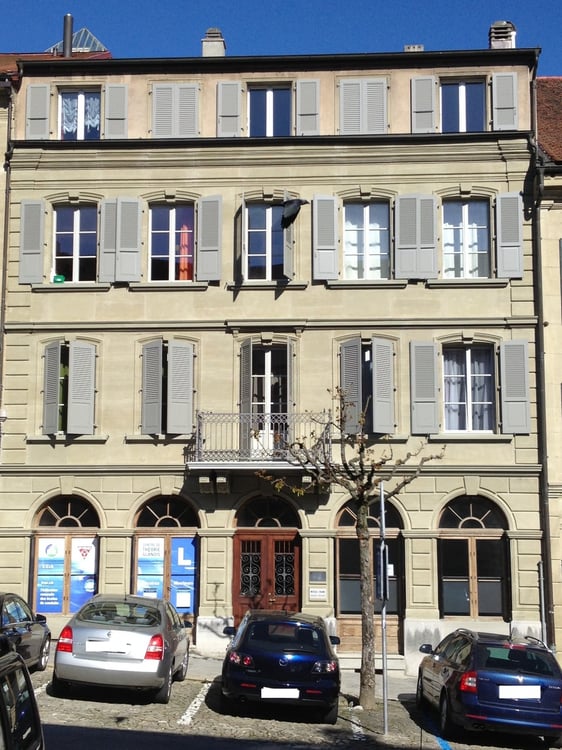 Appartement spacieux de 4.5 pièces au centre-ville 1
