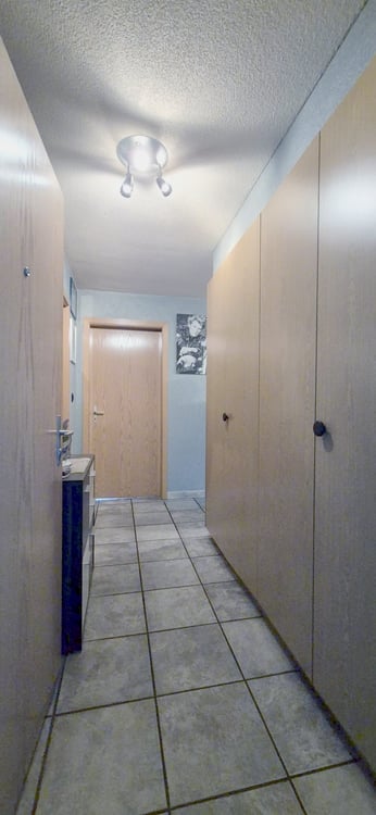 Spacieux 1.5 pièces avec garage et place de parc à Tavannes 5