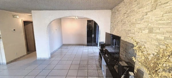 Spacieux 1.5 pièces avec garage et place de parc à Tavannes 2