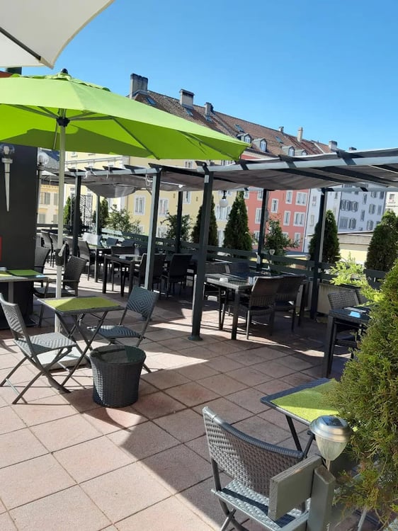 Magnifique immeuble locatif mixte situé en plein centre de La Chaux-de-Fonds 4