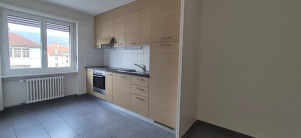 Charmant appartement de 3,5 pièces à louer à Bienne 1