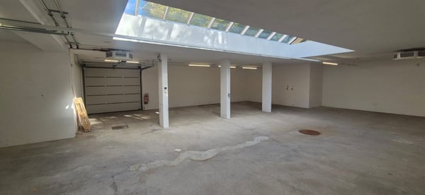 Espace industriel de 227 m² à louer à Le Locle – Disponible immédiatement 3