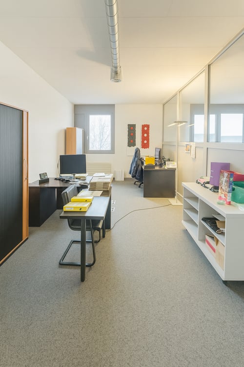 Moderne Einzelbüros an zentraler Lage zu vermieten 6