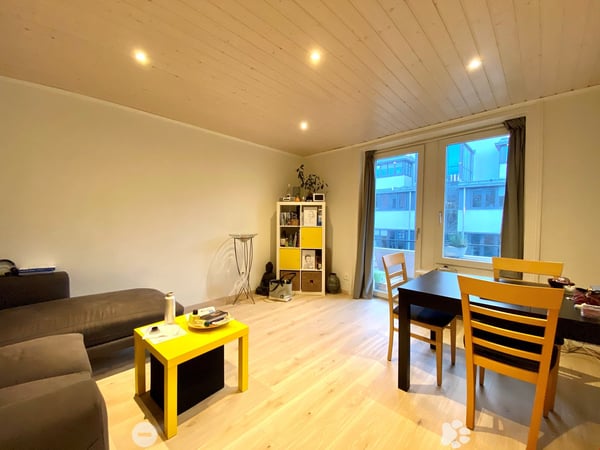 TOP helle 3-Zimmerwohnung mit Balkon ganz Zentral 4