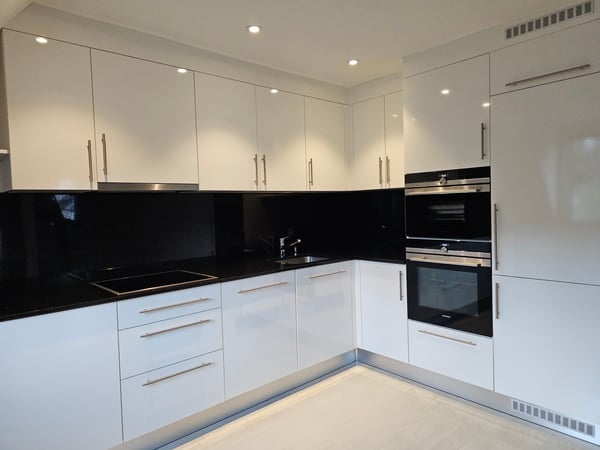 Einmalige, lichtdurchflutete Maisonette-Wohnung 2