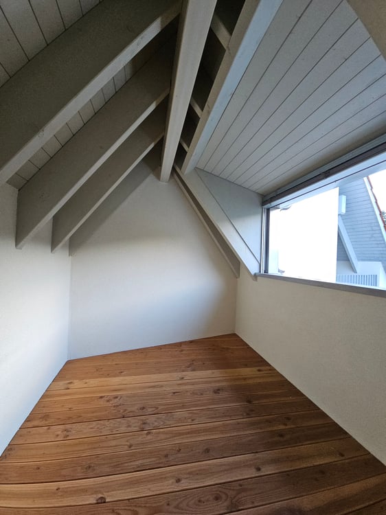 Einmalige, lichtdurchflutete Maisonette-Wohnung 3