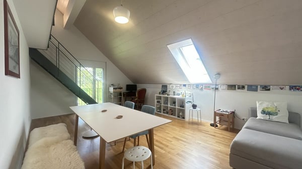 Wohnen über dem Gürbetal - 1.5-Zimmer-Duplex mit Alpenblick in Gelterfingen 4