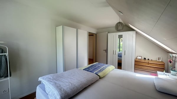 Wohnen über dem Gürbetal - 1.5-Zimmer-Duplex mit Alpenblick in Gelterfingen 13