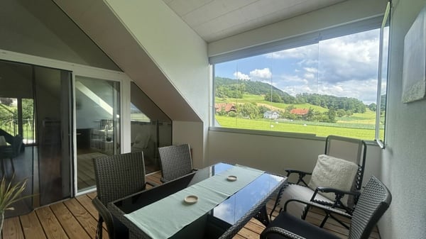 Wohnen über dem Gürbetal - 1.5-Zimmer-Duplex mit Alpenblick in Gelterfingen 8