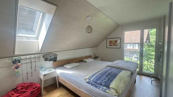 Wohnen über dem Gürbetal - 1.5-Zimmer-Duplex mit Alpenblick in Gelterfingen 12