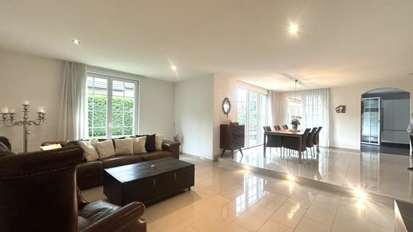 Exklusives Lebensgefühl in Kirchberg - Freiraum, Pool und Raumgefühl 5