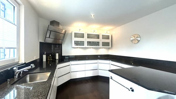 Exklusives Lebensgefühl in Kirchberg - Freiraum, Pool und Raumgefühl 11