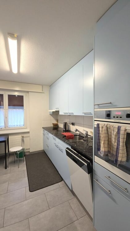 Leben in 7.5 Zimmerwohnung im obersten Geschoss mit Balkon 11