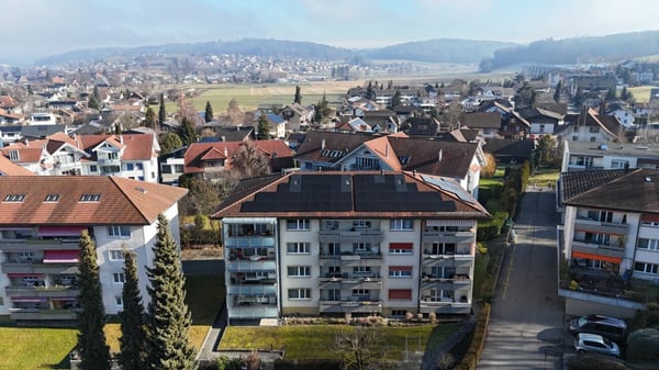 Leben in 7.5 Zimmerwohnung im obersten Geschoss mit Balkon 7