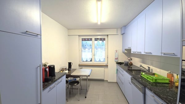 Wohnen in 5.5 Zimmerwohnung im obersten Geschoss mit Balkon 9