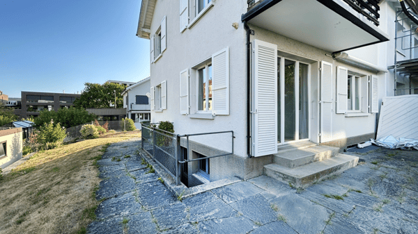Doppeleinfamilienhaus - Wohnen mit Charme und Lebensqualität 24