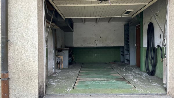 Eckhaus mit Potenzial & XXL-Garage – ideal für Handwerker und Sammler 45
